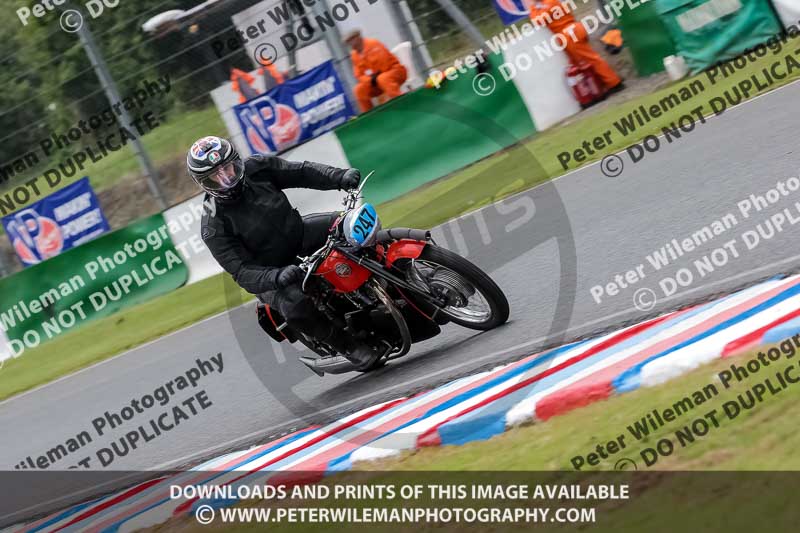 Vintage motorcycle club;eventdigitalimages;mallory park;mallory park trackday photographs;no limits trackdays;peter wileman photography;trackday digital images;trackday photos;vmcc festival 1000 bikes photographs